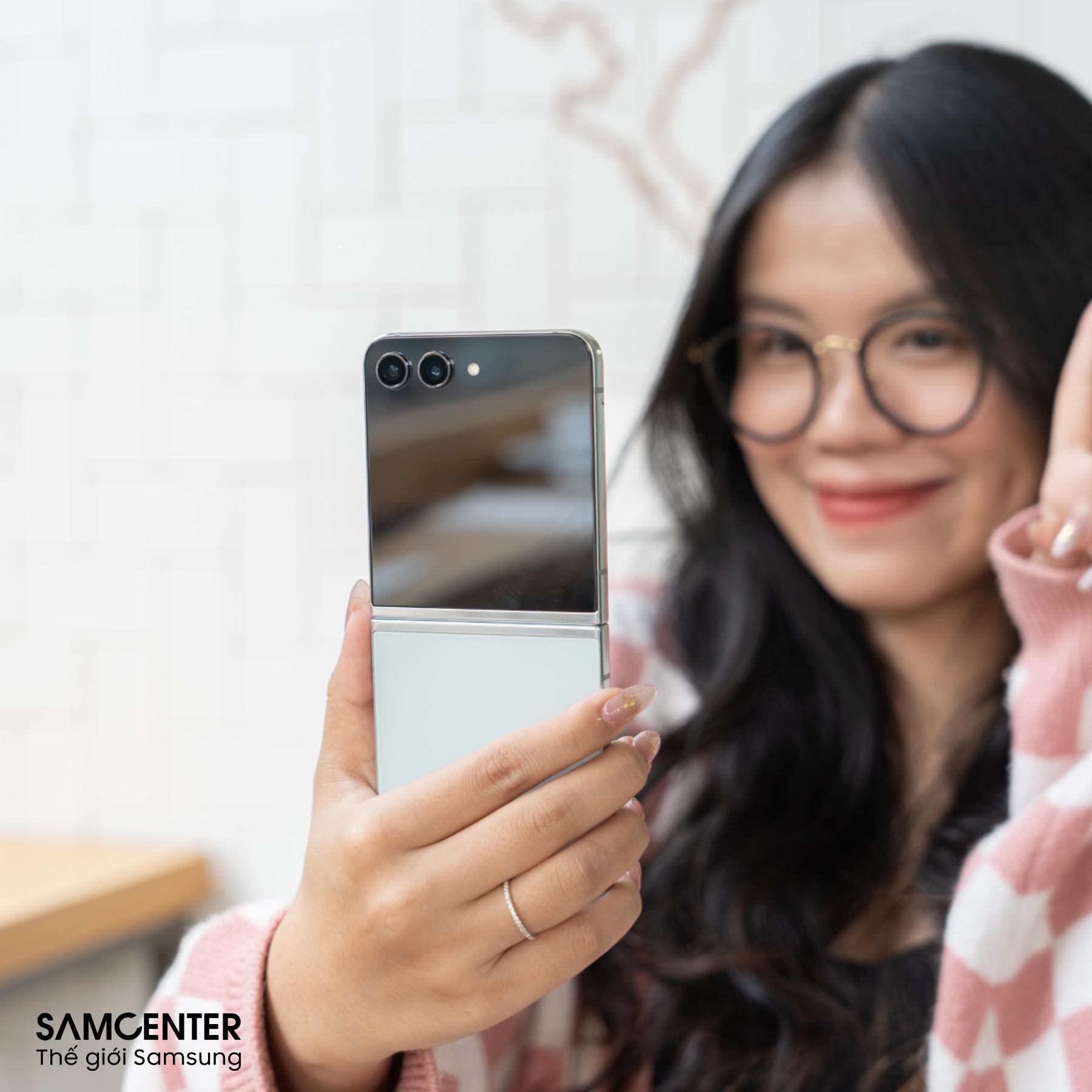 samsung z flip5 thời trang